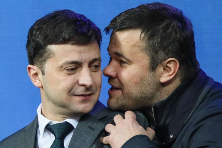 Ông Andriy Bohdan và Tổng thống Zelensky thời còn gắn bó. Ảnh Kyiv Post/VOLODYMYR PETRO