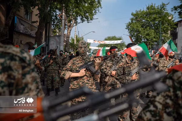 Cuộc biểu tình “Jan Fadaye Iran” (Hy sinh vì Iran) đã được tổ chức tại thành phố Gorgan, thủ phủ của tỉnh Golestan ở miền Bắc Iran, với sự tham gia của người dân địa phương nhằm bày tỏ lòng ủng hộ đối với Tổ quốc và tái khẳng định lời thề trung thành với Lãnh tụ tối cao Mojtaba Khamenei, Fars đưa tin ngày 4/5. Ảnh: Fars.