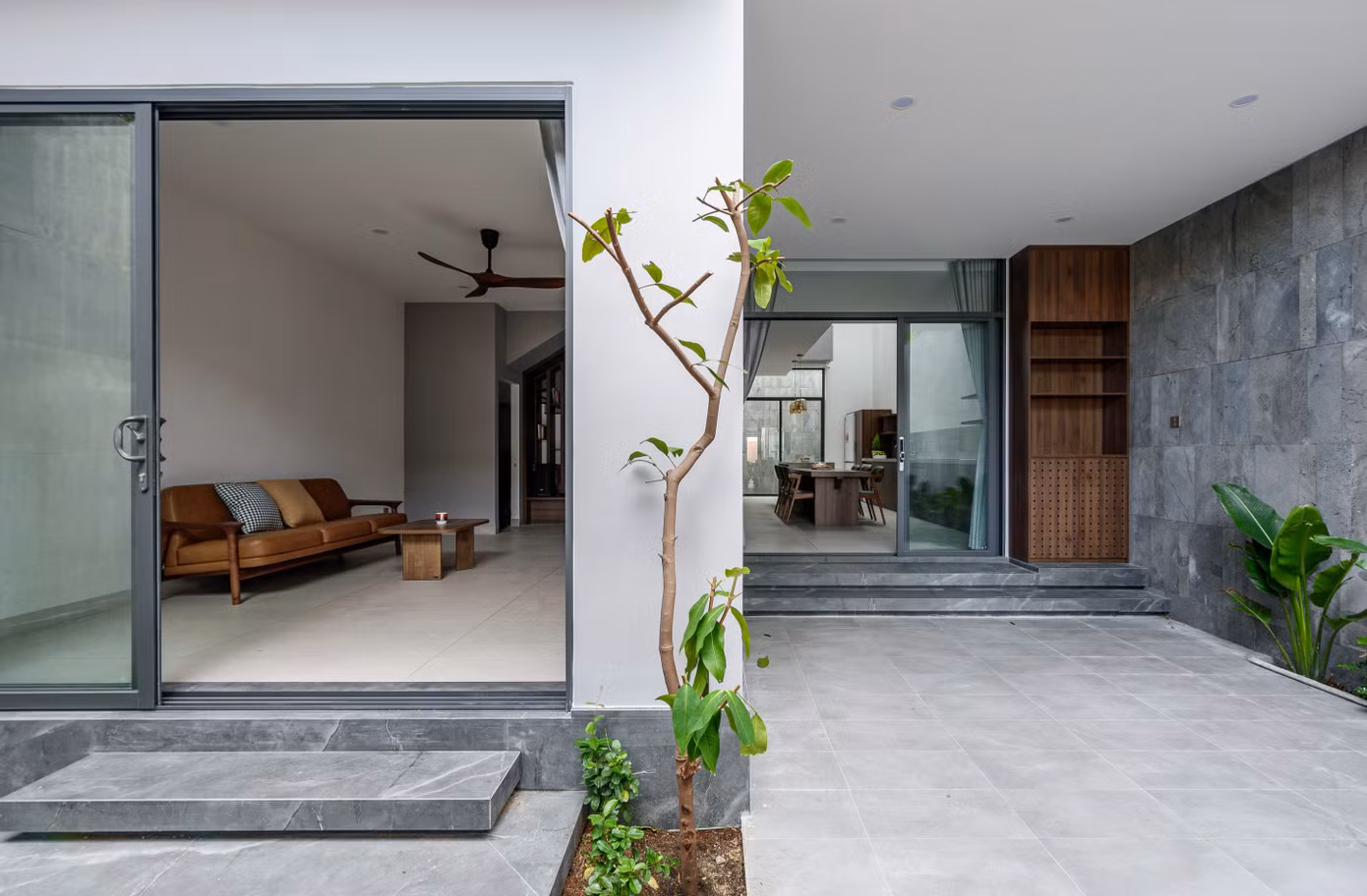 Rời phố về quê với ngôi nhà chứa cả một vùng xanh mát - 4
