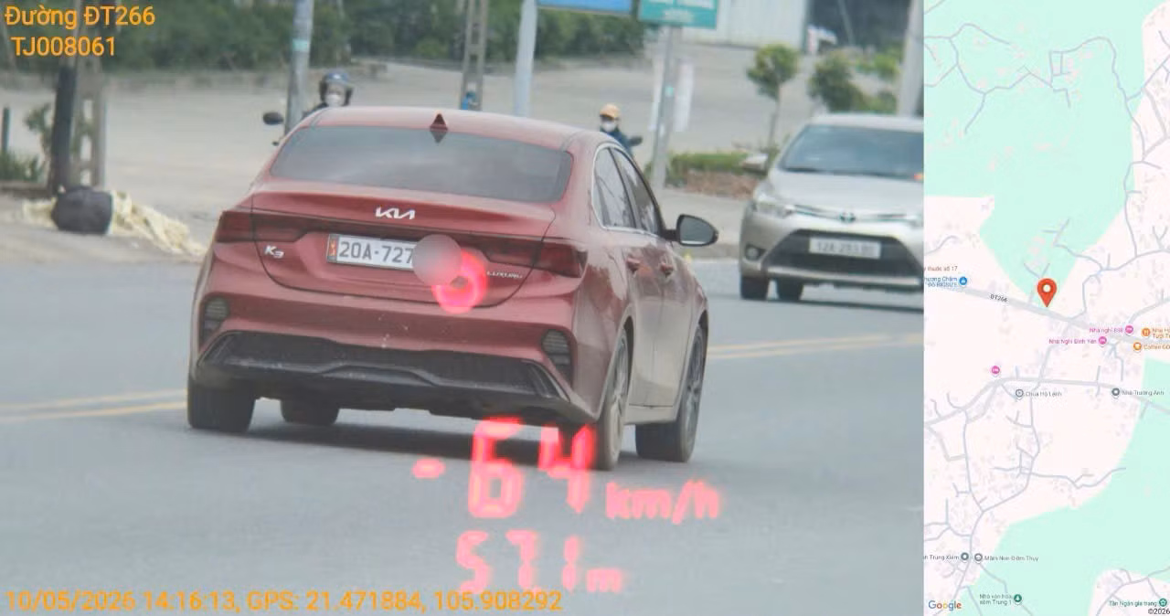 Xe chạy quá tốc độ cho phép.