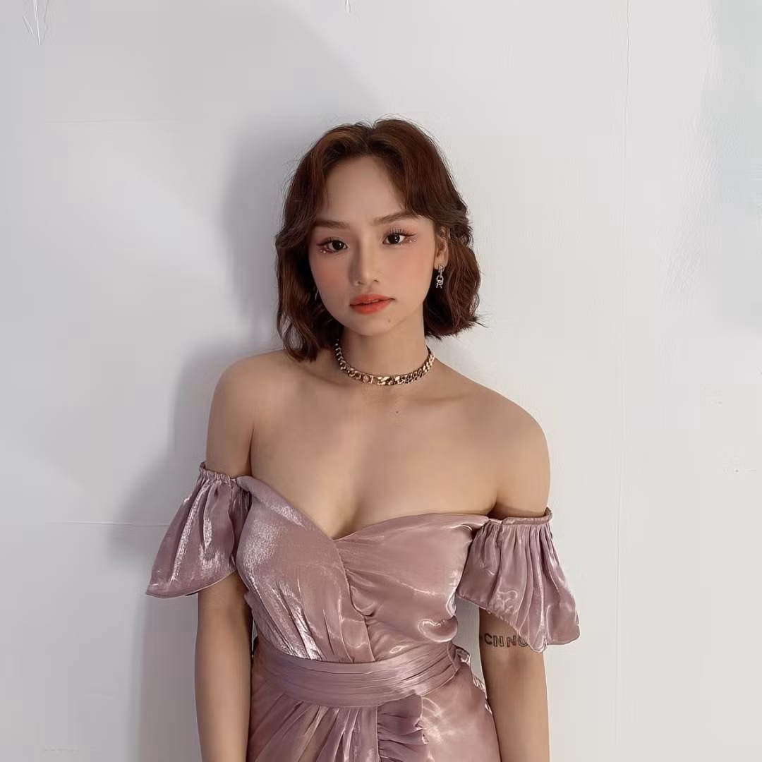 Trước khi vướng cú trượt, Miu Lê là nghệ sĩ nữ hiếm hoi thành công ở cả điện ảnh và lĩnh vực âm nhạc.