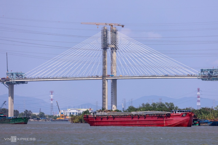 Hình dáng cầu dây văng cao nhất nước giúp tuyến Bến Lức - Long Thành liền mạch - 4
