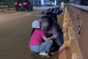 Nữ thiếu tá công an nhanh trí cứu người phụ nữ định nhảy cầu ở Lâm Đồng