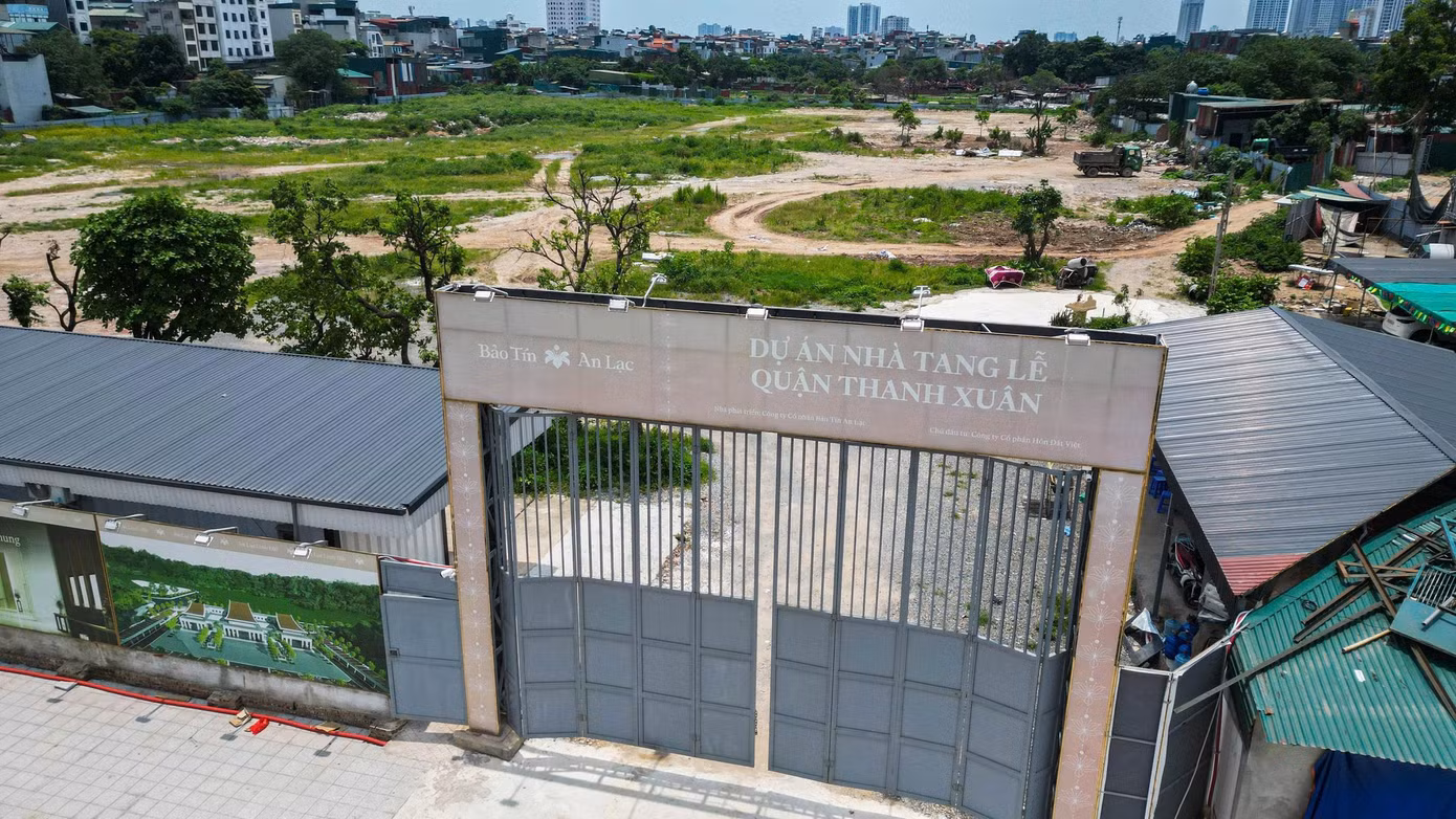 Theo định hướng, dự án được phát triển theo mô hình “công viên nhà tang lễ”, kết hợp không gian tổ chức tang lễ với hệ thống cây xanh, mặt nước và cảnh quan mở.