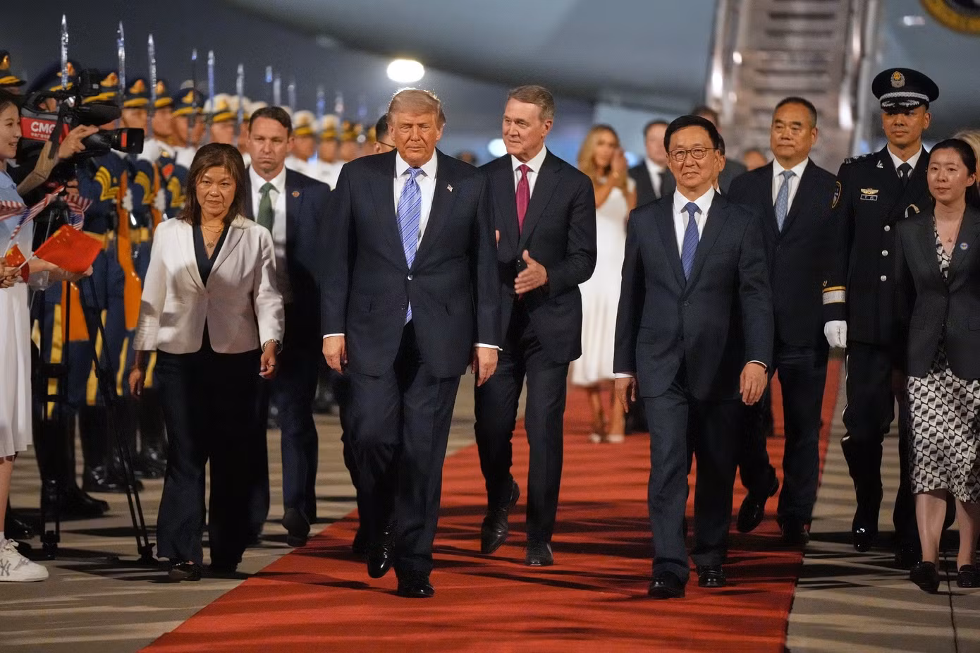Tổng thống Mỹ Donald Trump được chào đón nồng nhiệt tại Bắc Kinh - 4