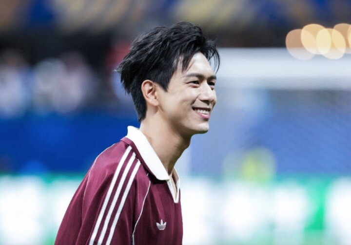 Tài tử châu Á gây sốt ở World Cup 2026: Cao 1m85, vướng tin hẹn hò Lưu Diệc Phi - 2