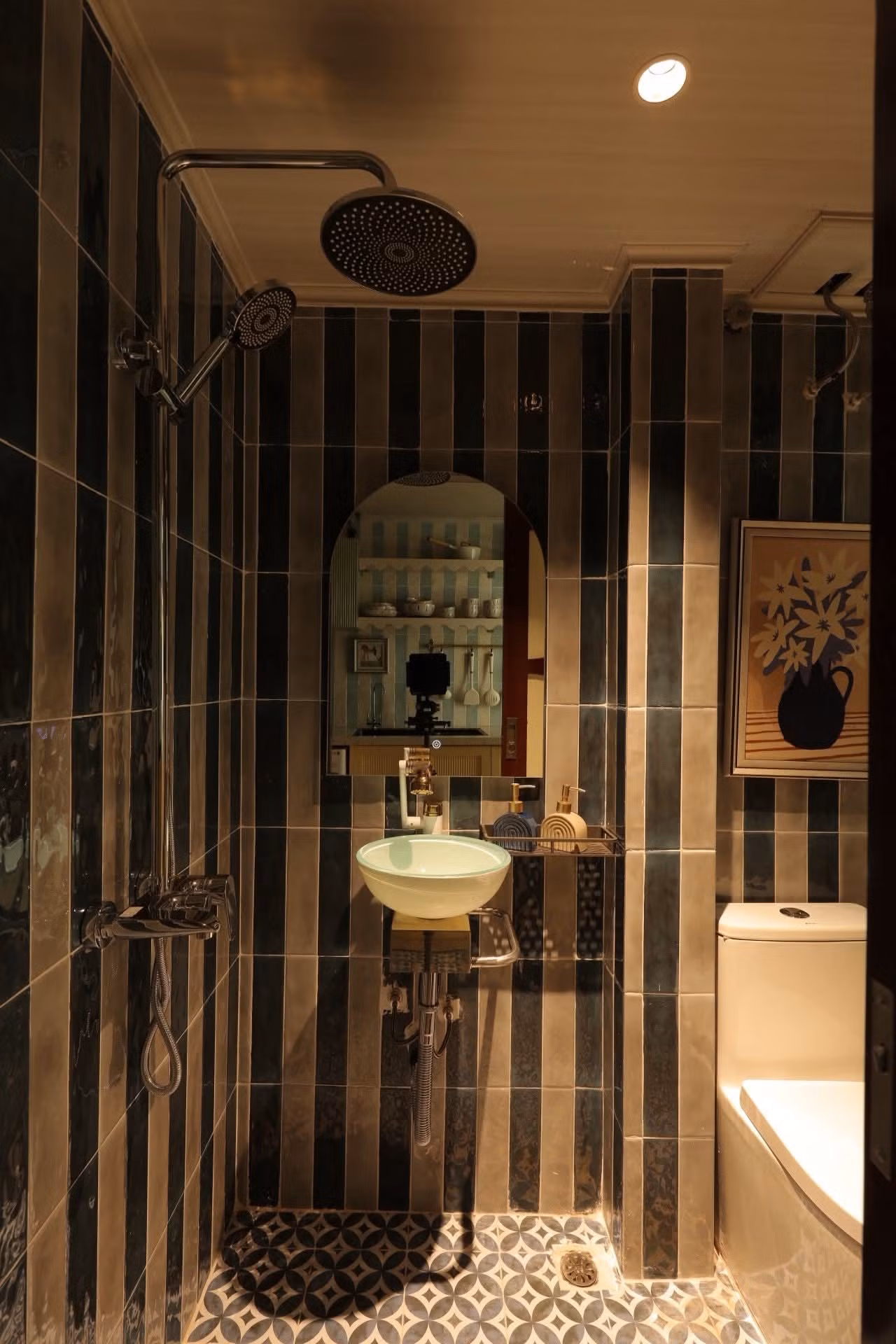 'Tái sinh' nhà tập thể cũ chỉ hơn 20m2 thành tổ ấm thanh lịch - 16