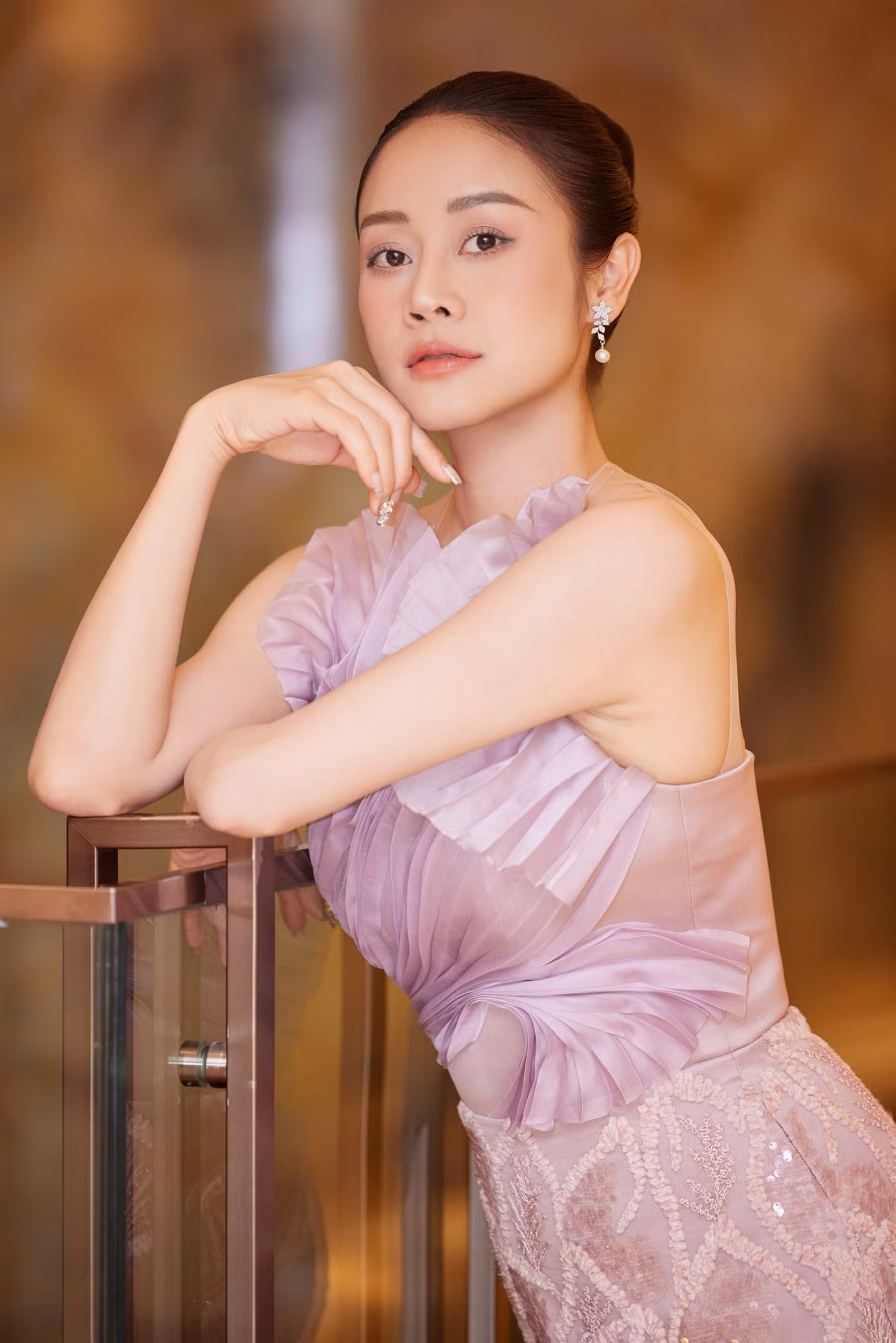 Nữ MC chia sẻ sức ép hâm nóng 20.000 khán giả ở concert Thanh xuân - 7