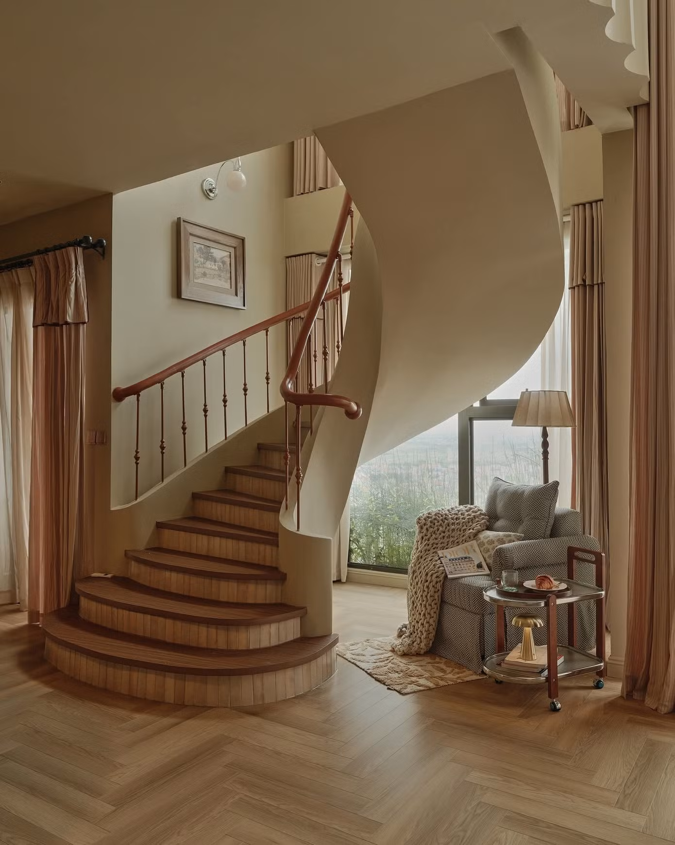 Mê mẩn với căn duplex với tông màu mận chín - 14