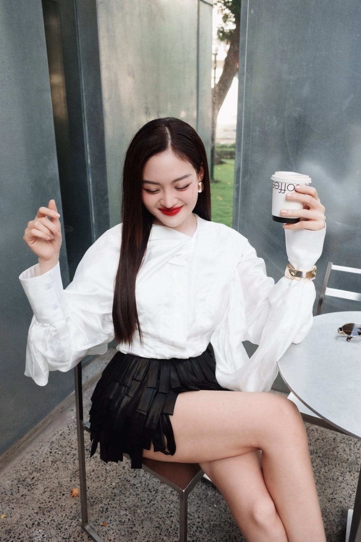 Thùy Anh tằn tiện từng đồng để chăm sóc '5 đứa con thơ' - 5