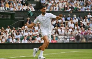 Video tennis Wu Yibing – Djokovic: Nole trút giận sau cú sảy chân (Wimbledon)