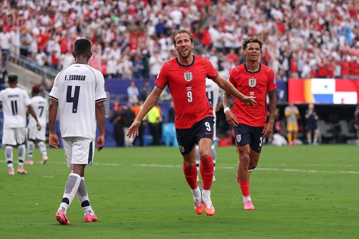 Harry Kane trở thành cầu thủ ghi nhiều bàn thắng nhất cho tuyển Anh trong lịch sử các kỳ World Cup