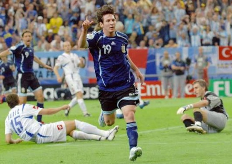 Siêu sao Messi trong màu áo Argentina vào năm 2006
