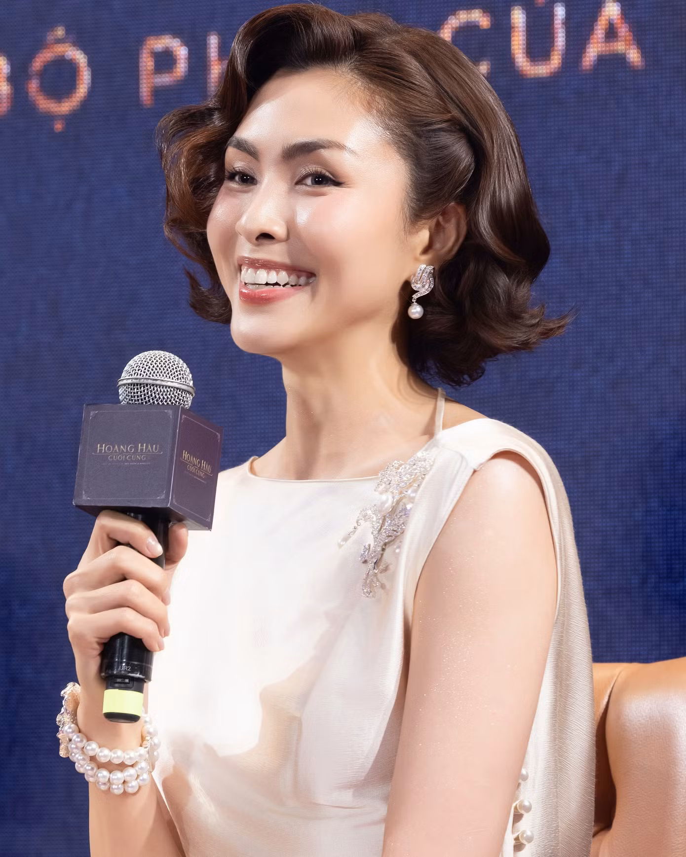 Tăng Thanh Hà đóng Nam Phương Hoàng hậu - 2