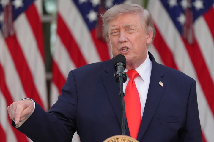 Ông Trump: Mỹ sẽ không phát động cuộc chiến chống Iran trong nhiều năm tới - 1
