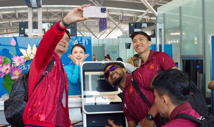 Mục tiêu của Đặng Văn Lâm và các đồng đội là bảo vệ ngôi vô địch ASEAN Cup. Ảnh: VFF