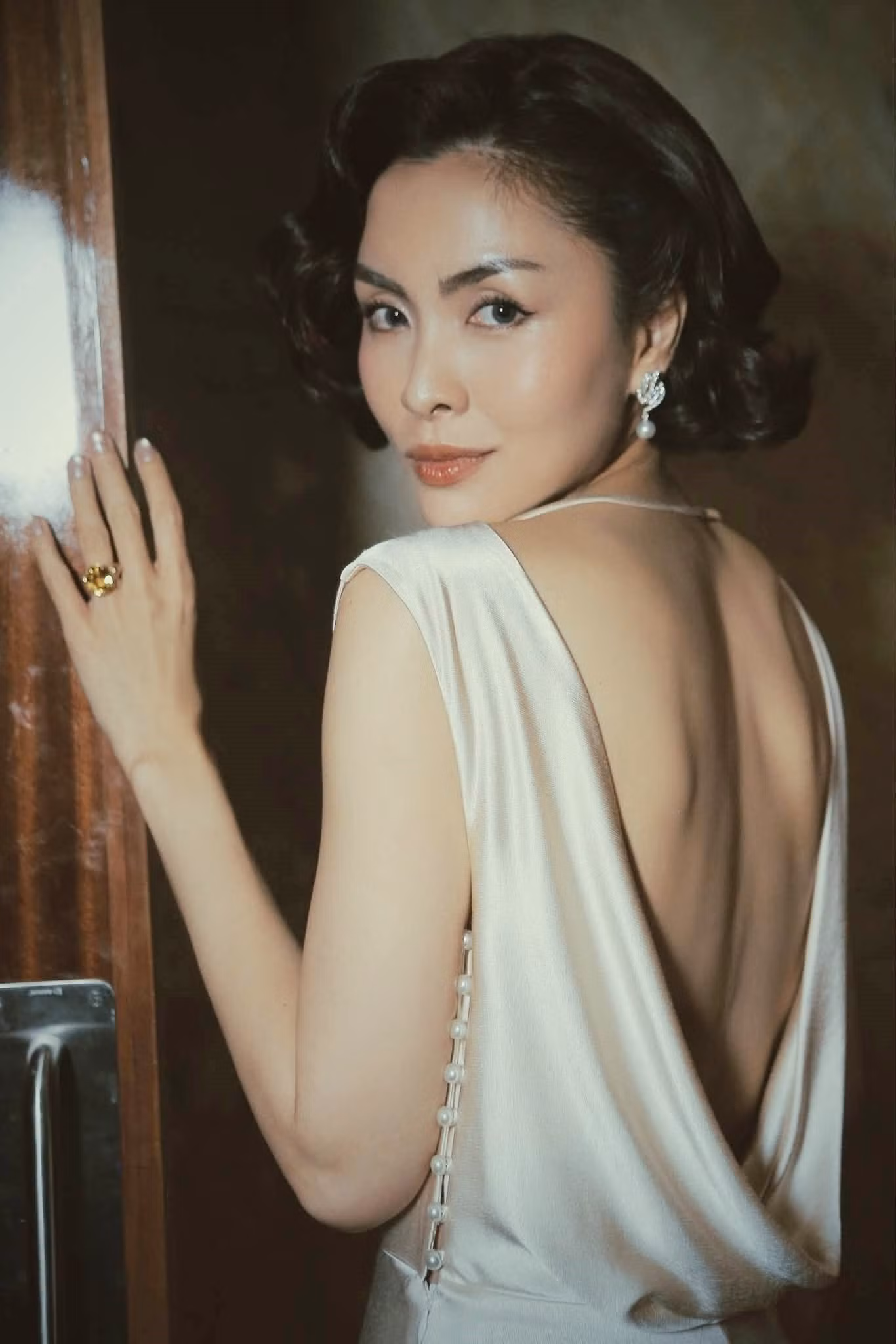Lựa chọn Tăng Thanh Hà đóng vai Hoàng hậu Nam Phương khiến nhiều khán giả tranh cãi.