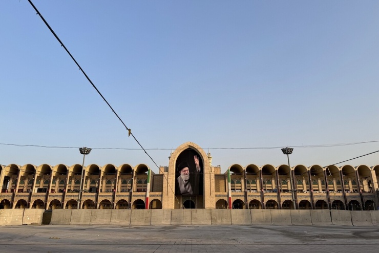 Triệu người dự lễ tang cố lãnh tụ tối cao Iran Ali Khamenei - 8