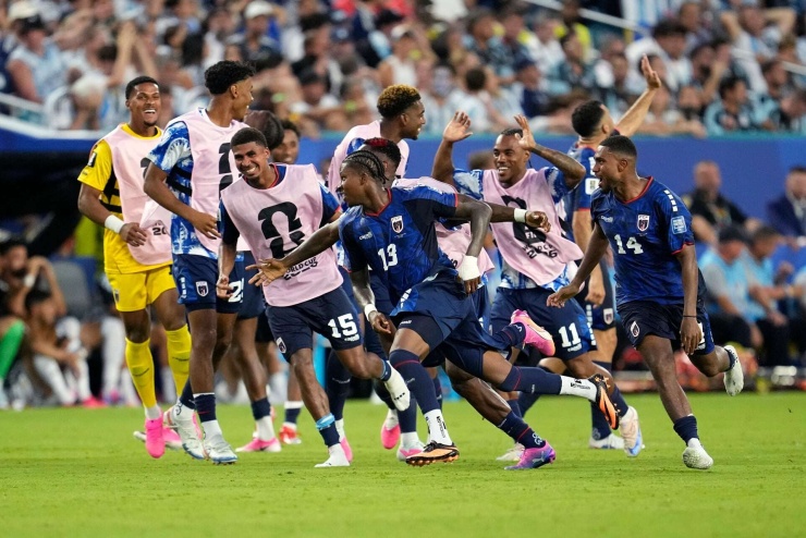 Thật khó tin nhưng chính Cape Verde mới là đội chỉ ra những vấn đề đáng lo của Argentina. Ảnh: AP