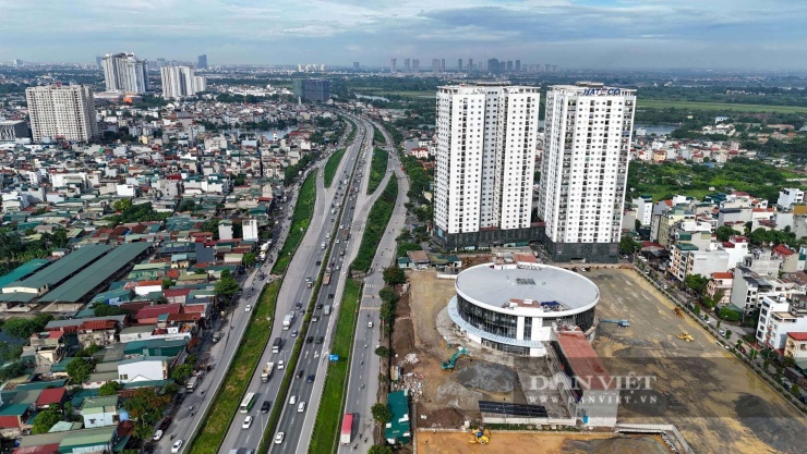 Theo dự kiến bến xe Yên Sở sẽ hoàn thành và đưa vào khai thác trong quý II/2026. Đây là bến xe thứ 7 của Hà Nội.
