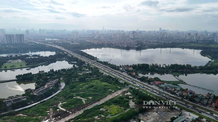 Hình ảnh tuyến đường Vành đai 3, trục đường chính đi qua bến xe Yên Sở.