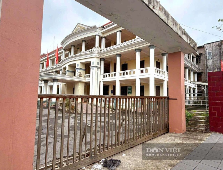 Trước đó, tỉnh Ninh Bình thành lập Tổ công tác liên ngành nhằm hướng dẫn, đôn đốc thực hiện phương án khai thác, xử lý các cơ sở nhà, đất dôi dư trên địa bàn. Ảnh: TH