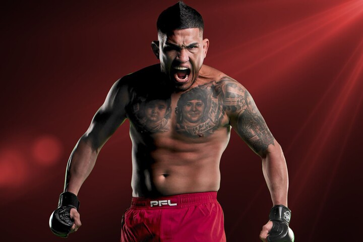 Anthony Pettis nổi tiếng với phong cách chiến đấu của Taekwondo