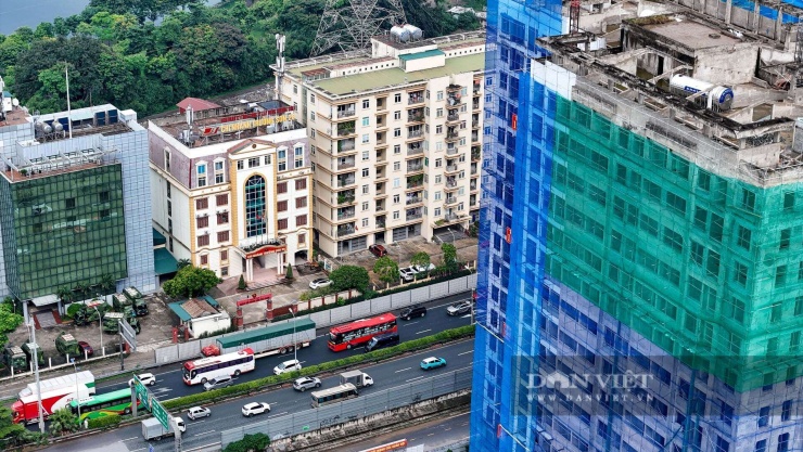 Trước đó, dự án khu nhà học sinh, sinh viên Pháp Vân - Tứ Hiệp khởi công từ năm 2009 do TP.Hà Nội đầu tư từ nguồn vốn ngân sách, trên khu đất có diện tích hơn 40.000m2. Tổng vốn đầu tư 1.900 tỷ đồng.