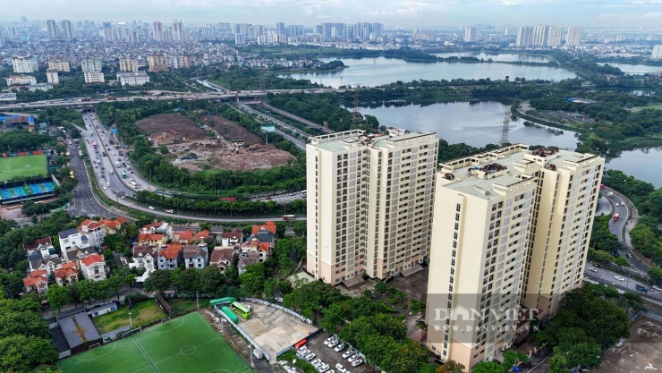 Các toà nhà thuộc dự án nhà ở cho học sinh, sinh viên Pháp Vân - Tứ Hiệp nằm cách trung tâm Hà Nội không xa. Hiện nay giao thông đi lại rất thuận tiện.