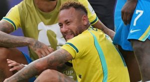 Neymar chia tay đội tuyển Brazil