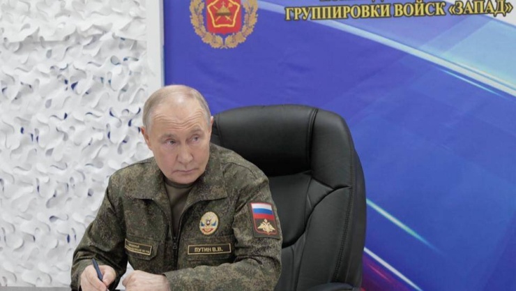 Mặt trận của Ukraine ở Donbas bắt đầu sụp đổ với tốc độ nhanh gấp 6 lần - 1