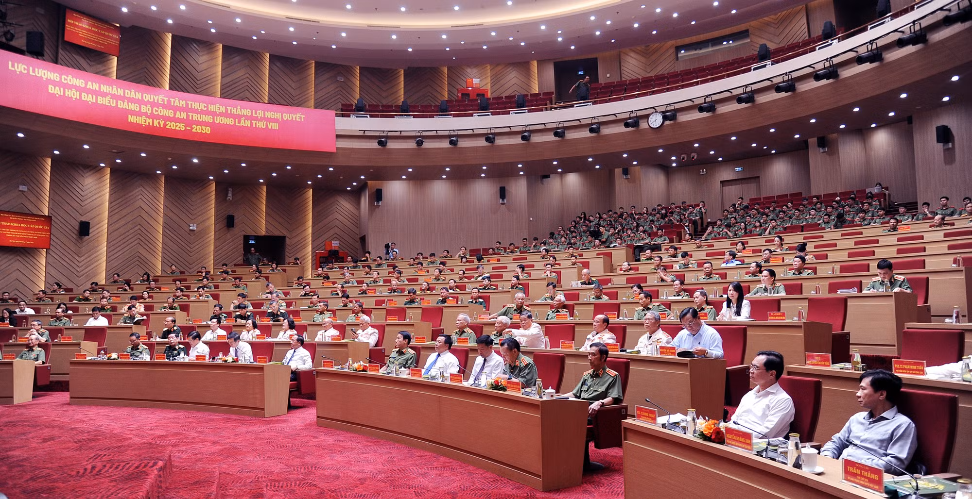 Toàn cảnh hội thảo.