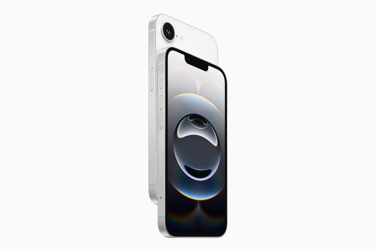 iPhone 16e là lựa chọn rất đáng chú ý với mức giá khoảng hơn 14 triệu đồng. Ảnh: Apple