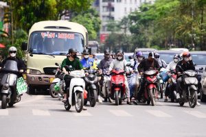 Miền Bắc tiếp tục nắng nóng 36 độ trước khi bước vào đợt mưa dông mạnh