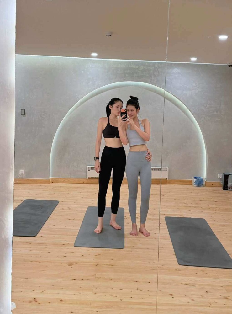 Ảnh sao 19/7: Hà Kiều Anh cùng con gái trải nghiệm khách sạn sang chảnh ở Anh - 4