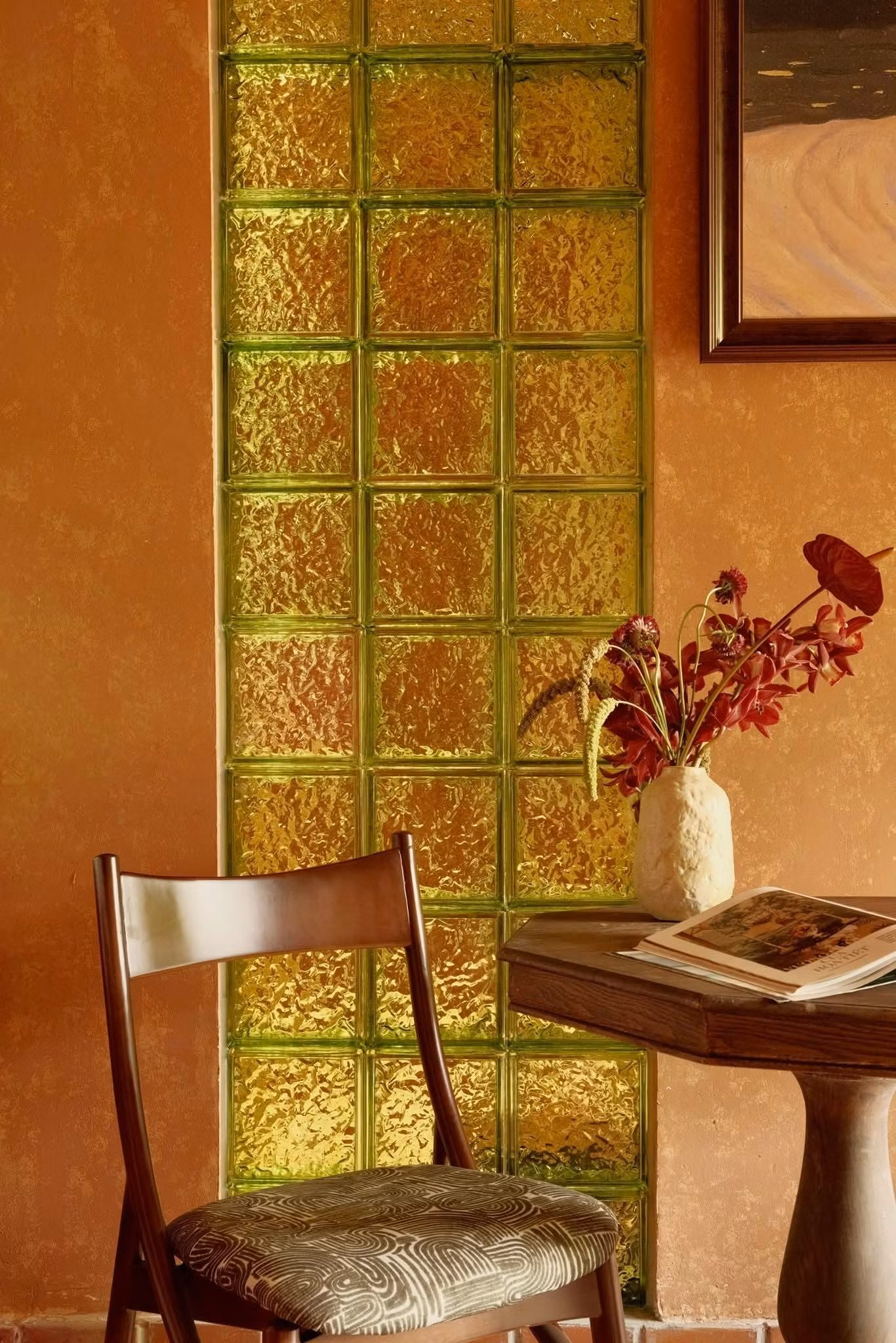 Sảnh chờ được cải tạo thành 2 căn hộ lưu trú đắt giá - 13