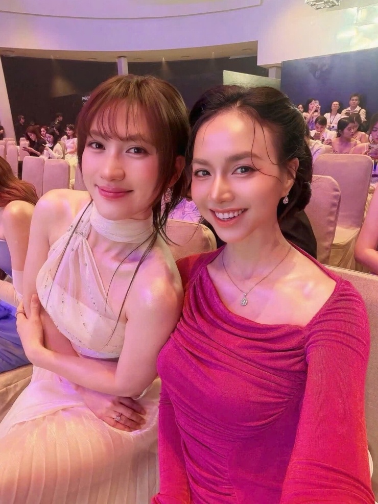 Ảnh sao 20/7: Chồng Bảo Trúc khoe hai con tuổi teen trong đám cưới - 9