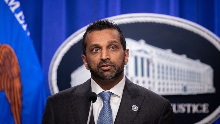 Giám đốc FBI Kash Patel phát biểu tại một cuộc họp báo ở Washington (Mỹ). (Ảnh: Getty Images)