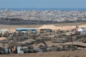 Israel xây tường ngăn cách bên trong dải Gaza