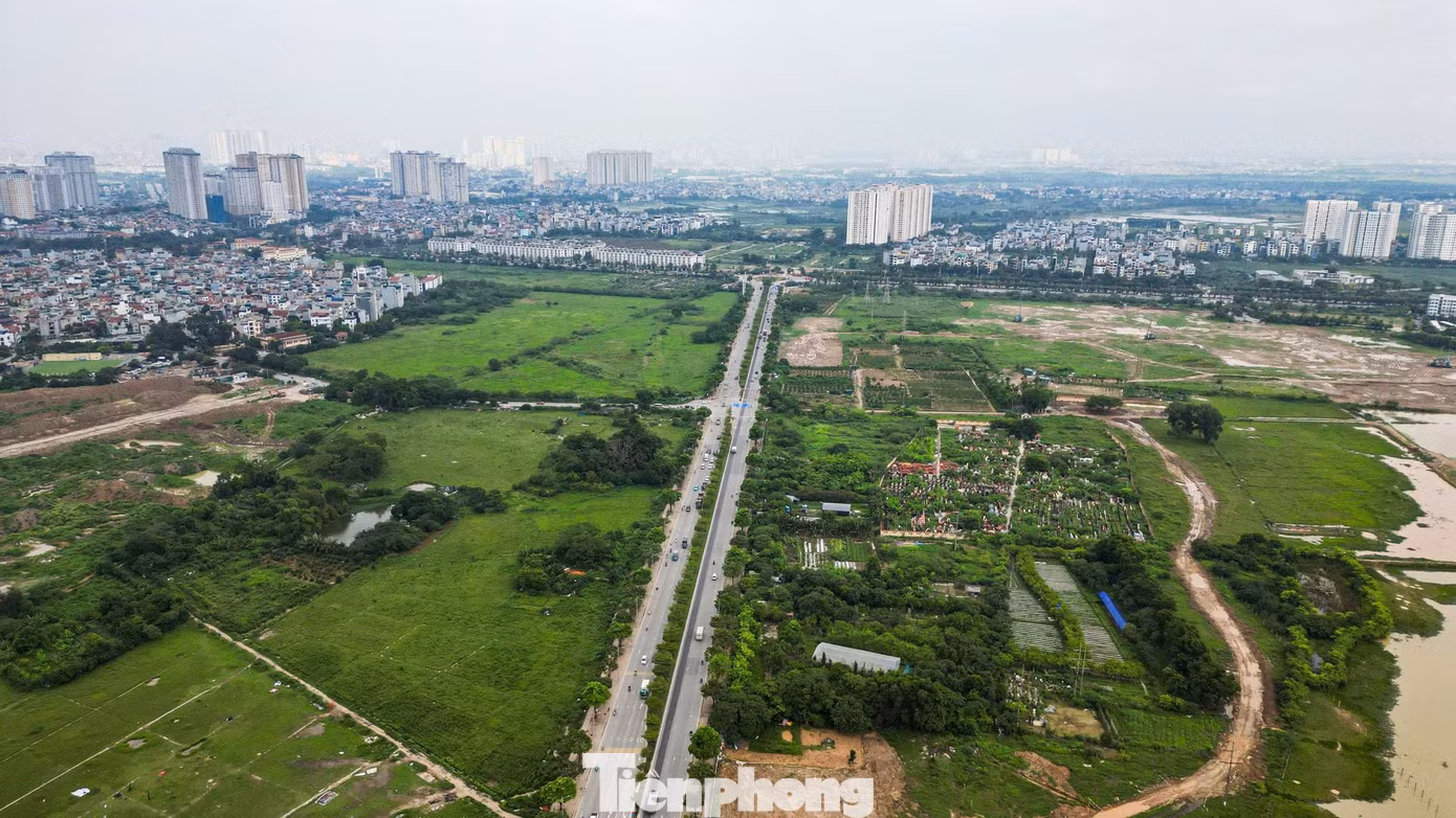 Hơn 52 ha đất cùng hệ thống hàng rào và cổng ra vào đã được bàn giao cho Ban Quản lý dự án Đầu tư xây dựng công trình hạ tầng kỹ thuật và nông nghiệp TP. Hà Nội quản lý, trong khi khoảng 40 ha còn lại đang được tiếp tục giải phóng mặt bằng.
