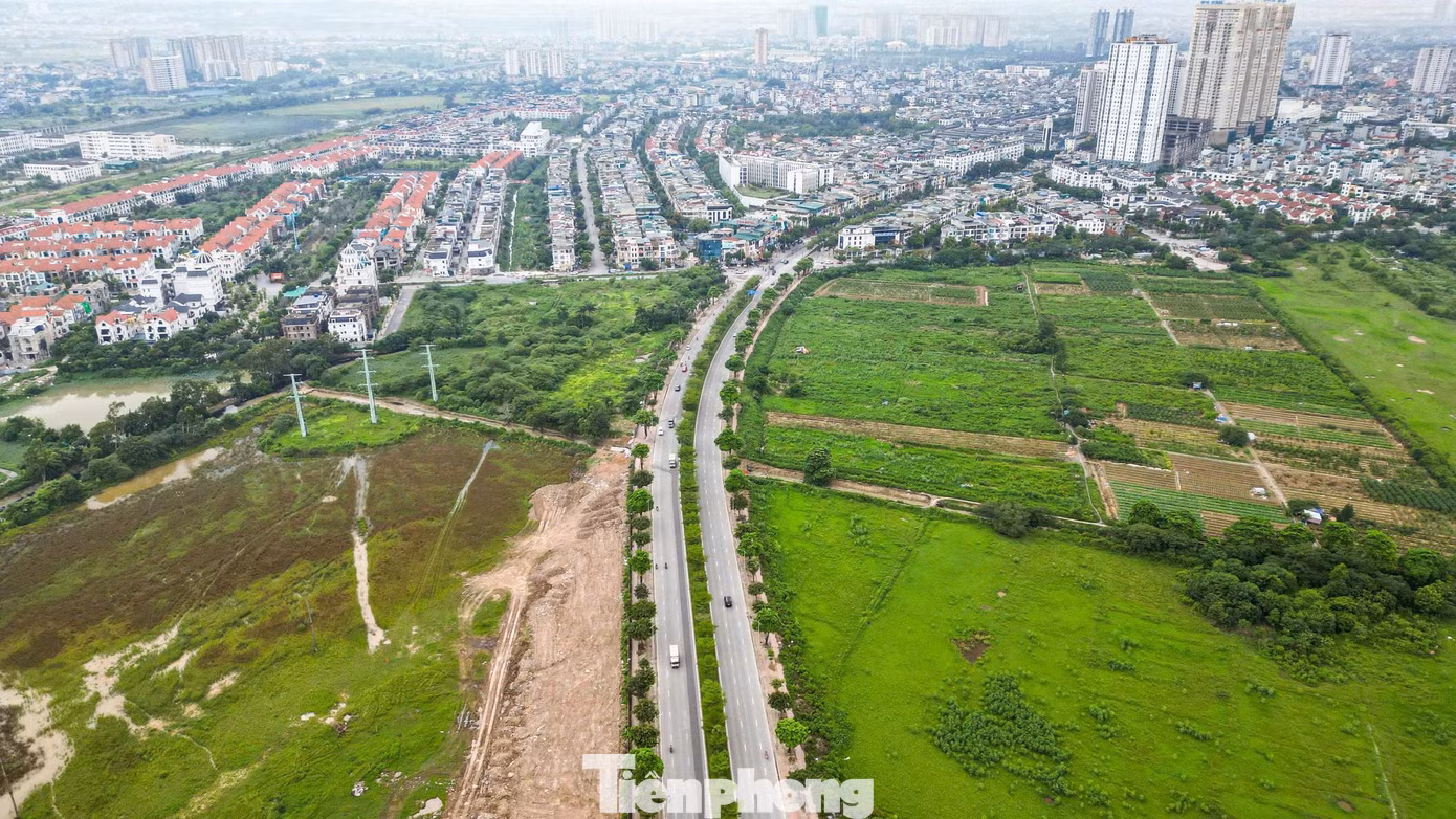 Theo kế hoạch, sau khi hoàn tất các thủ tục và có mặt bằng sạch, dự án sẽ được triển khai đồng bộ, phấn đấu hoàn thành công viên Hà Đông trong năm 2027. Dự án được kỳ vọng trở thành "lá phổi xanh" của khu vực phía Tây Nam Thủ đô, đồng thời góp phần giải quyết nhu cầu không gian công cộng cho người dân.