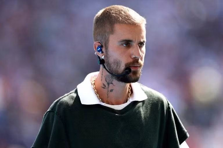Justin Bieber sau màn xuất hiện khiến hơn 80.000 người im phăng phắc - 7