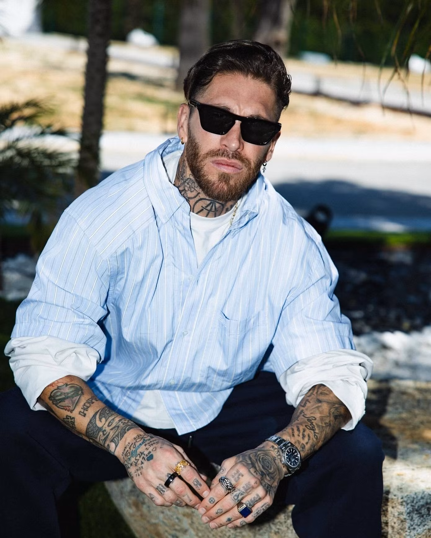 Bức ảnh toàn huyền thoại khiến diện mạo Sergio Ramos gây sốt - 15