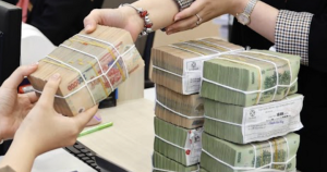 Có 400 triệu đồng gửi tiết kiệm ngân hàng nào hưởng lãi tới 9,2%/năm kỳ hạn 12 tháng?