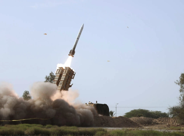Cách Iran biến tên lửa thành “cơn ác mộng” của lá chắn phòng không Mỹ - Israel - 1