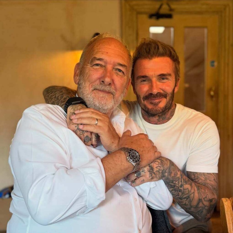 Becks và bố, ông Ted Beckham. Ảnh: Instagram