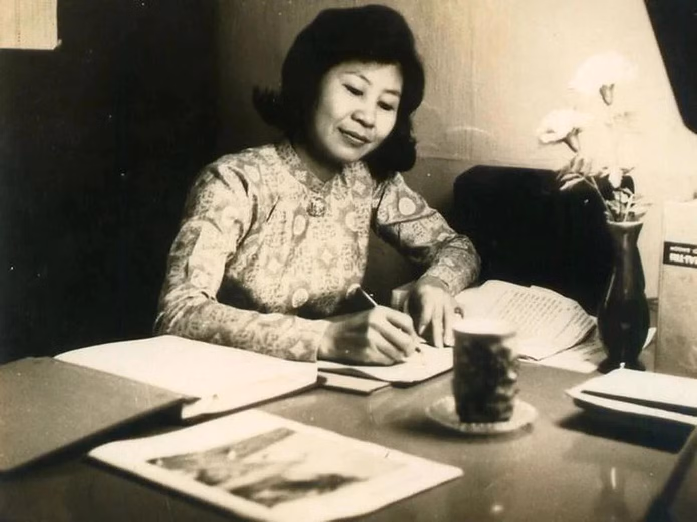 Nguyễn Thị Mỹ Nhung (Tám Thảo) đang làm việc tại phòng cố vấn tình báo Hải quân Mỹ. Ảnh: Tư liệu