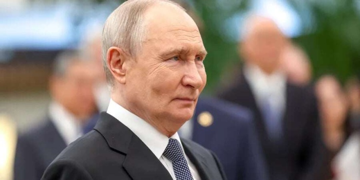 Ông Putin bất ngờ tuyên bố Ukraine sớm muộn sẽ mất các vùng đất phía tây - 1