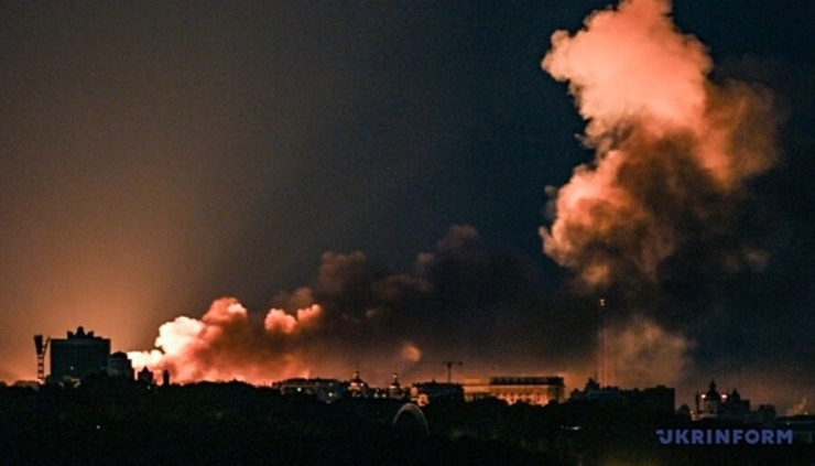 Kiev: Nga trút tên lửa đạn đạo ồ ạt xuống thủ đô Ukraine và các thành phố khác - 1