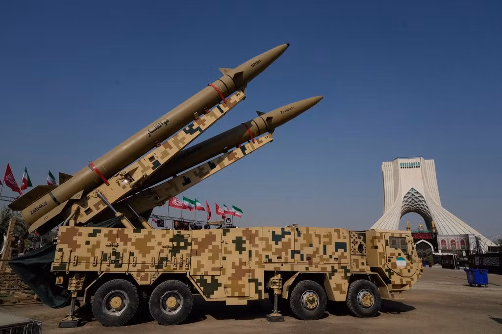 Toan tính của Iran khi chủ động khai hoả dù Mỹ ngừng tấn công